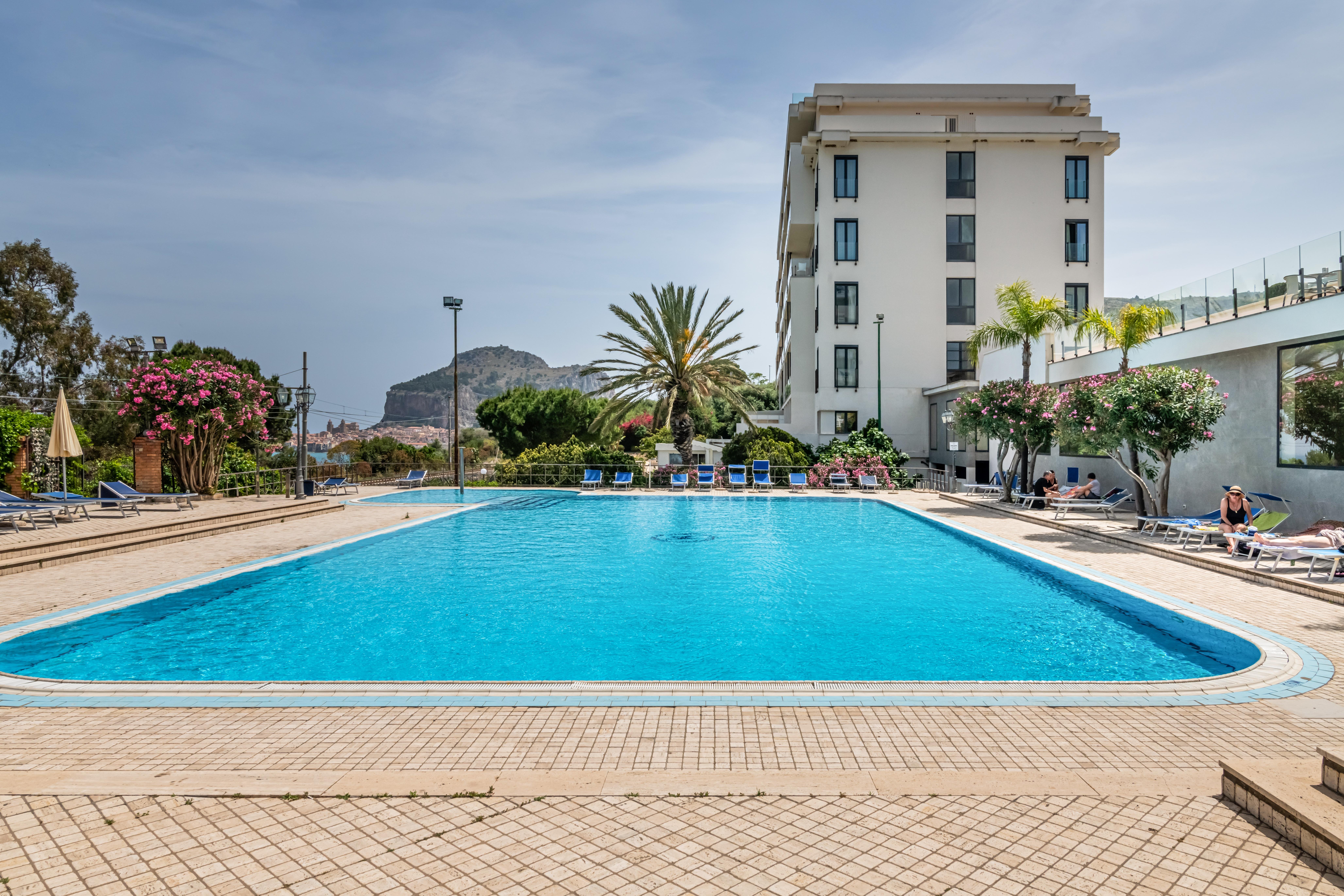 Hotiday Hotel Cefalù