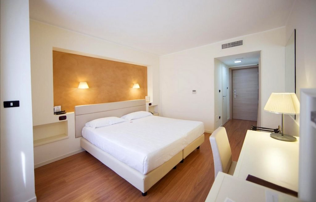 Hotiday Brindisi Garibaldi