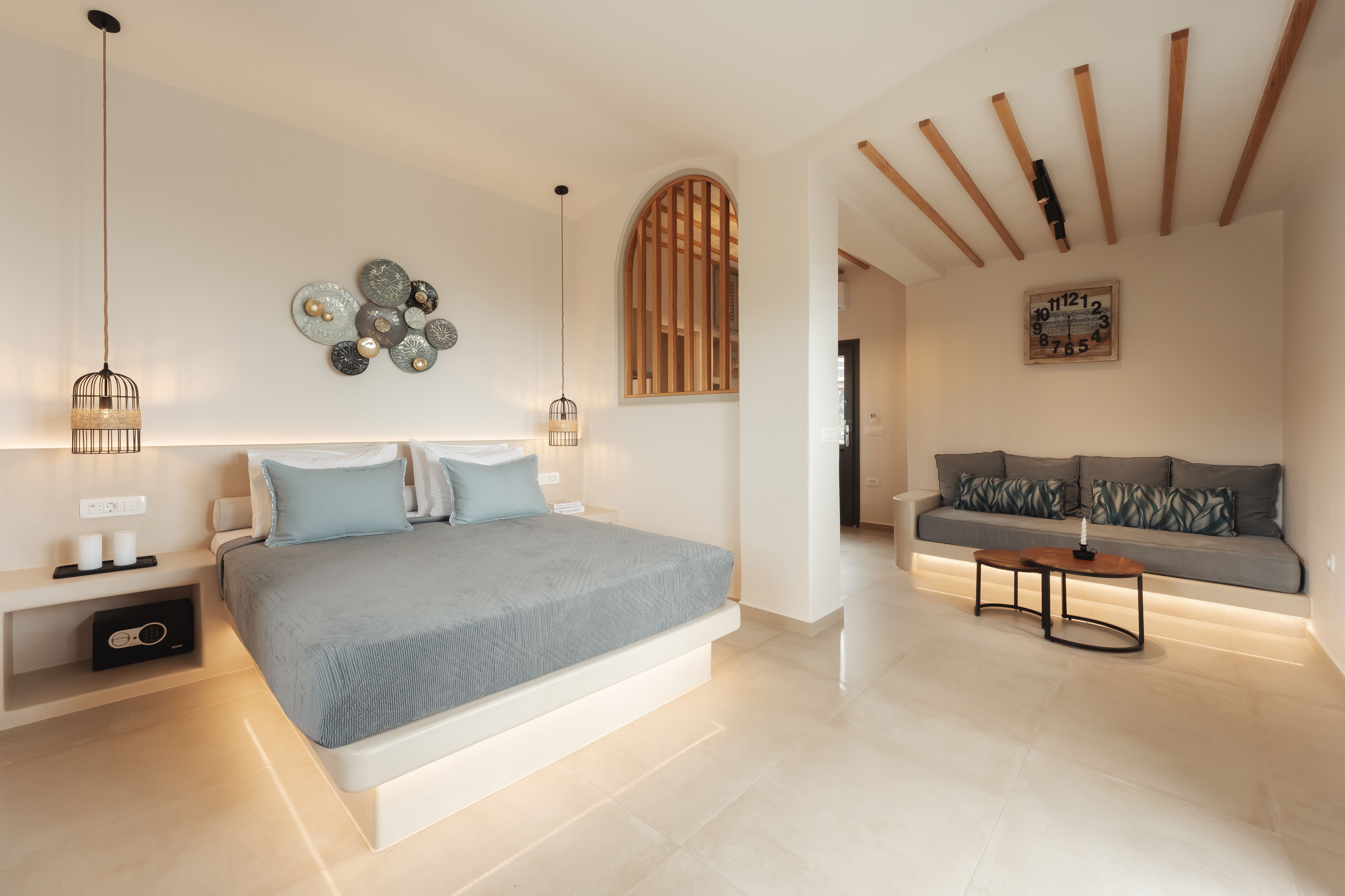 Hotiday Santorini Mesaria