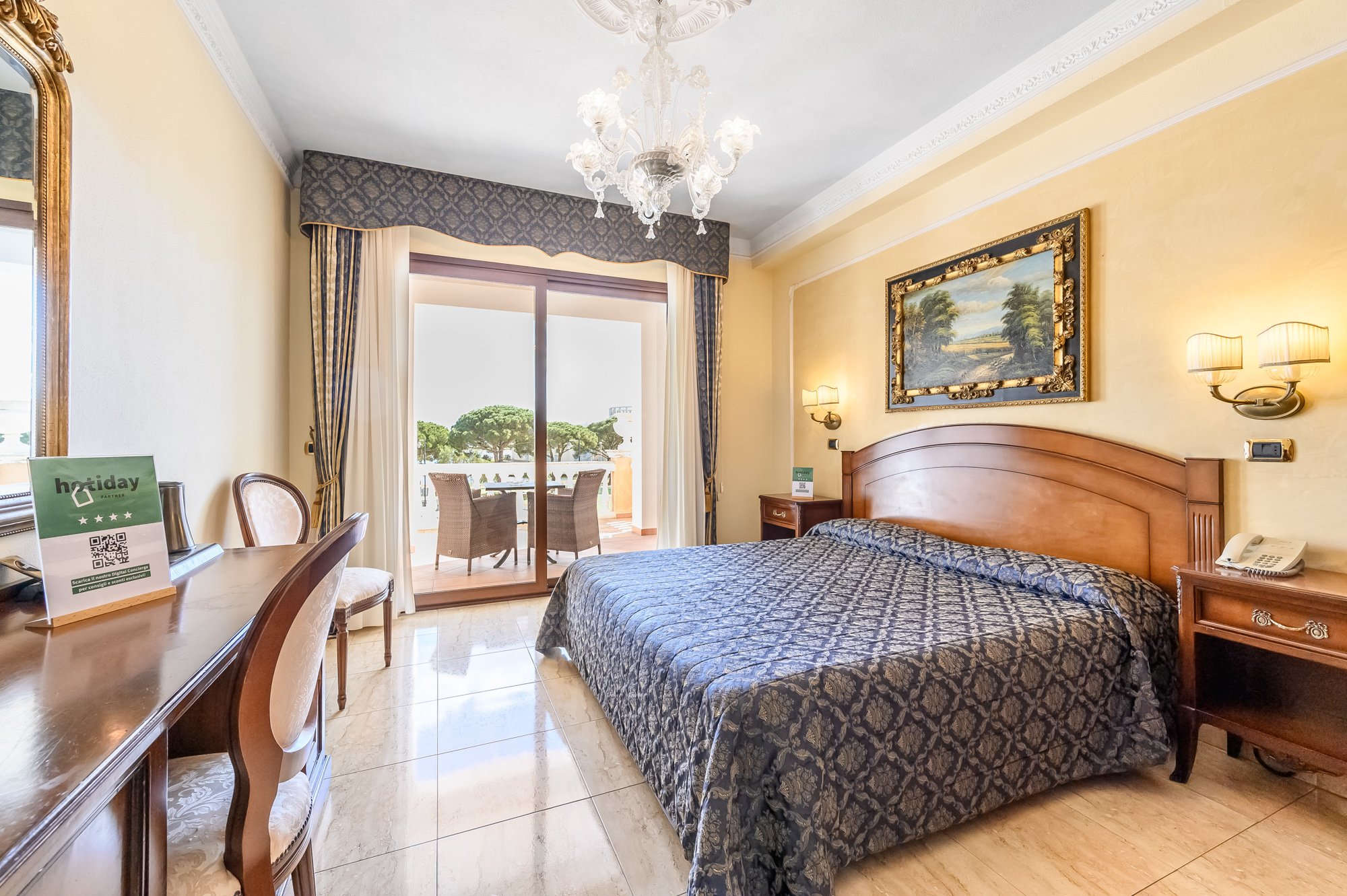 Camera Doppia con Vista Mare Parziale