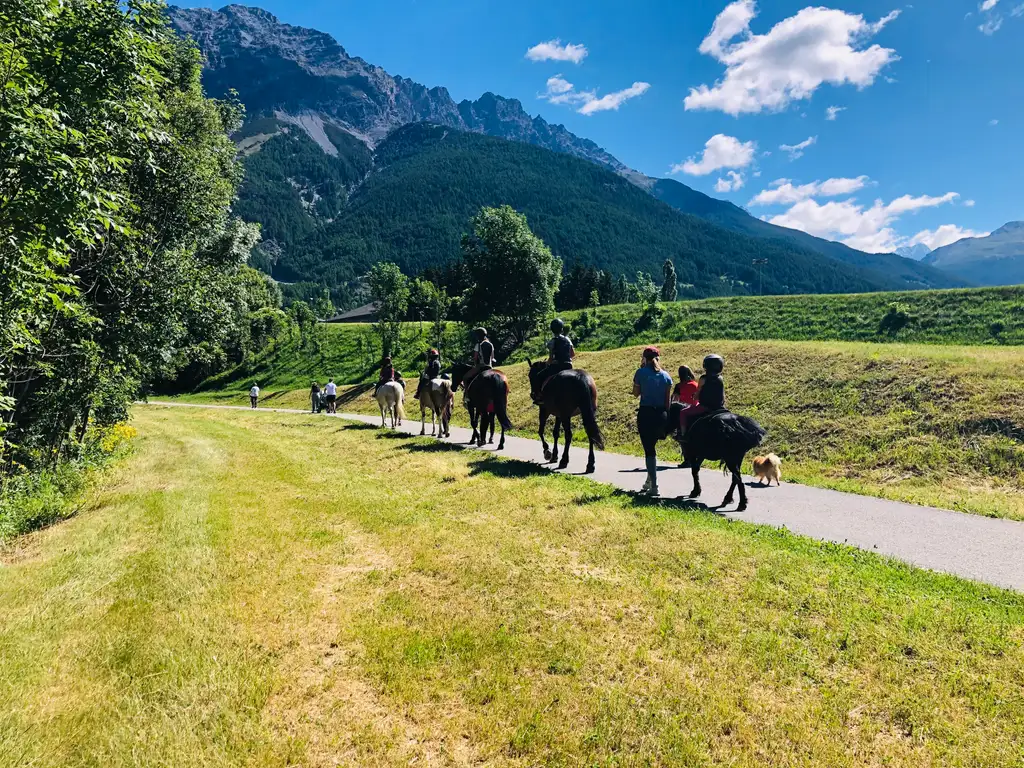 Horseback riding with typical Valtellina snack